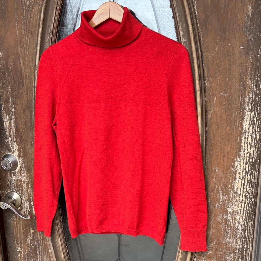 Talbots High Neck Top!  Size large